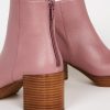 Rivermeadowrobes.shop076b4f3fcc 14