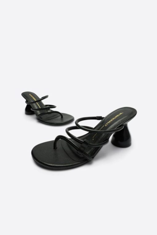 Rivermeadowrobes.shop0cbec6790d 1