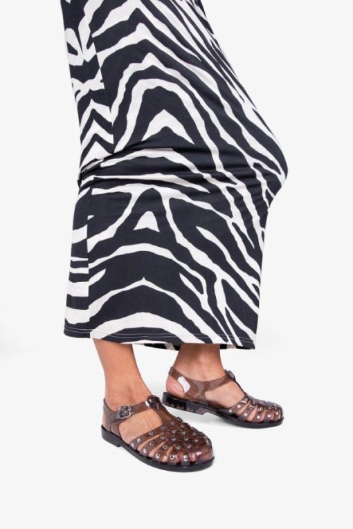 Rivermeadowrobes.shop2157e9dcf5 2