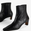 Rivermeadowrobes.shop2796f8831c 11