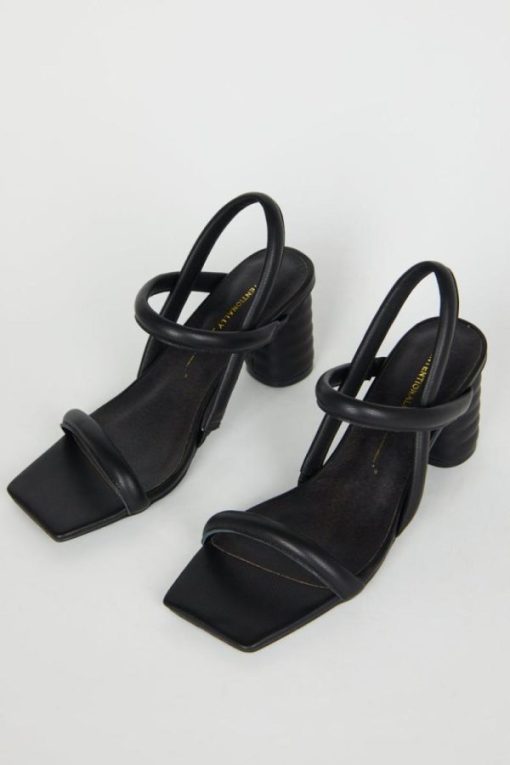 Rivermeadowrobes.shop43fc6744a0 4