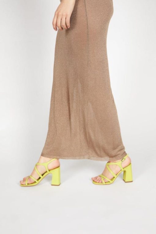 Rivermeadowrobes.shop4edccfa895 11
