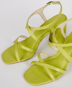 Rivermeadowrobes.shop4edccfa895 2