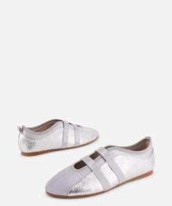 Rivermeadowrobes.shop5d1e2bfb61 2