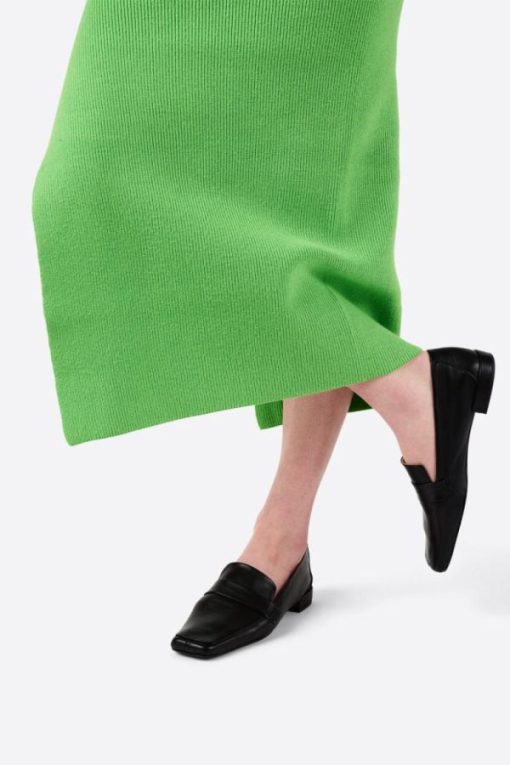 Rivermeadowrobes.shop5e20b8bd26 13
