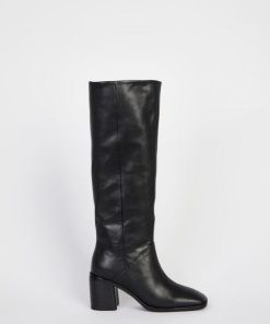Rivermeadowrobes.shop6571c628f8 2