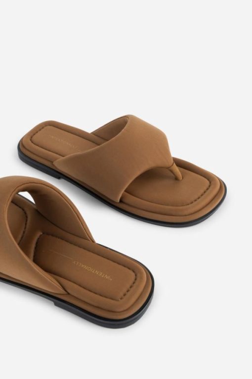 Rivermeadowrobes.shop6786af7ade 15