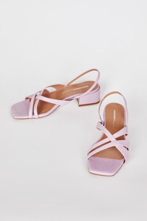 Rivermeadowrobes.shop7891517c21 2