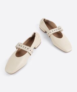 Rivermeadowrobes.shop7c3fbdeea2 1