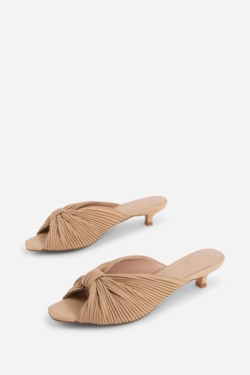 Rivermeadowrobes.shopaa7000e32f 1