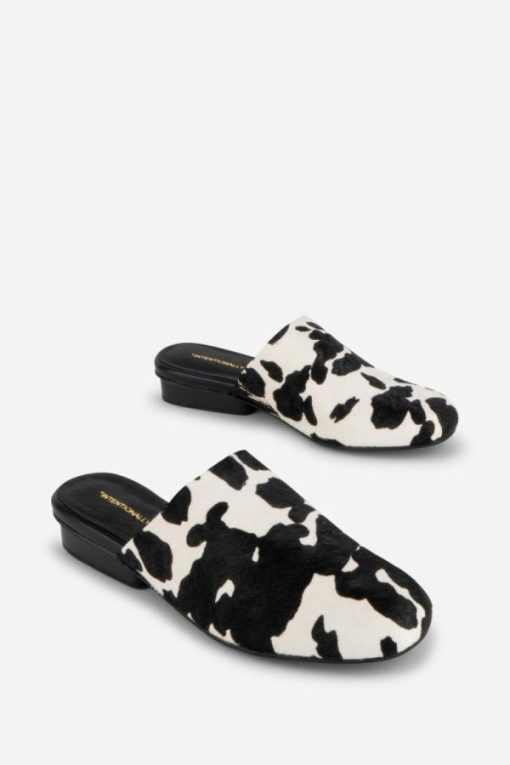 Rivermeadowrobes.shopab95a9cada 1