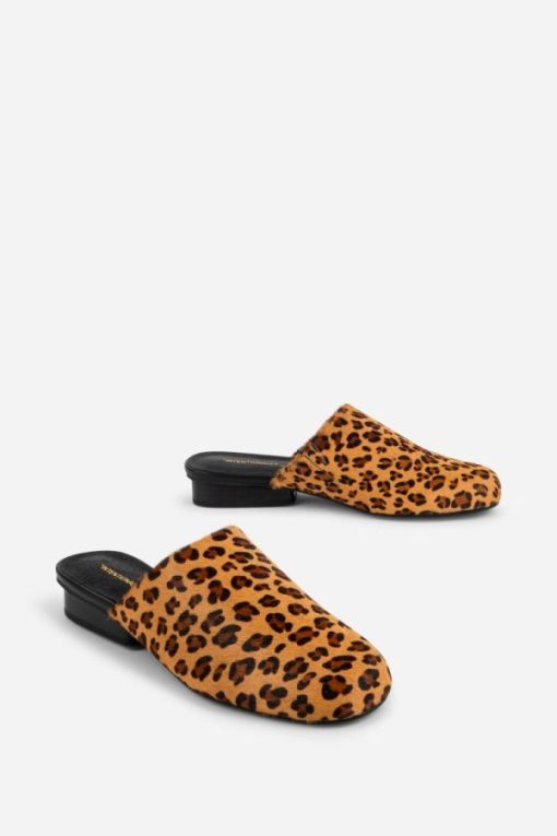 Rivermeadowrobes.shopab95a9cada 10