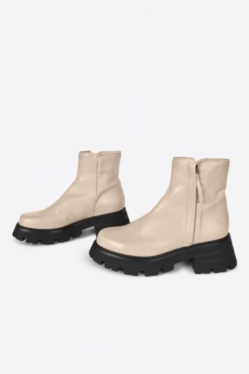 Rivermeadowrobes.shopb543163548 7