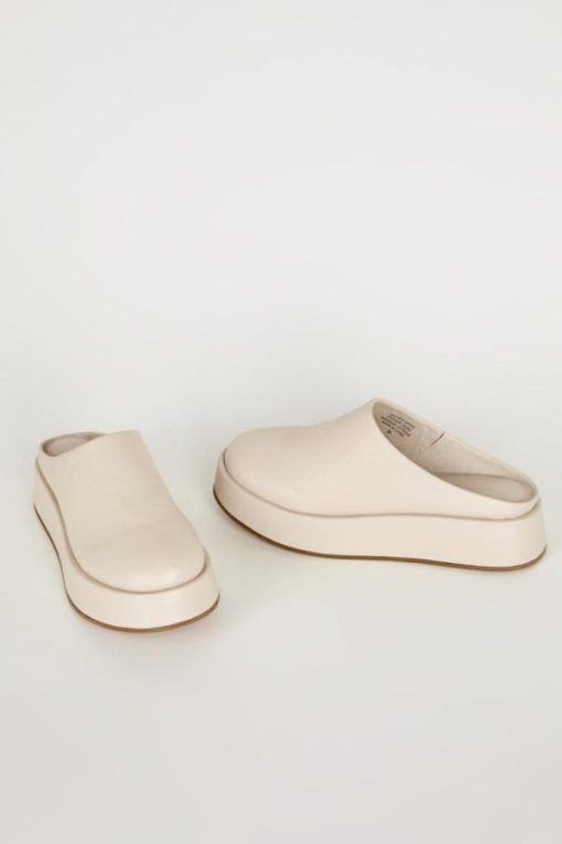 Rivermeadowrobes.shopb87e82ea55 6