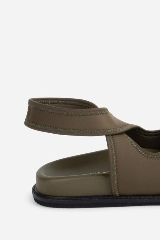 Rivermeadowrobes.shopc2ca350818 2