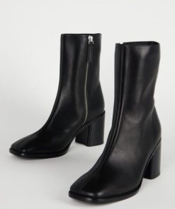 Rivermeadowrobes.shopc9497b18a8 1