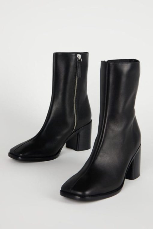 Rivermeadowrobes.shopc9497b18a8 1
