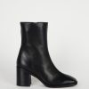 Rivermeadowrobes.shopc9497b18a8 6