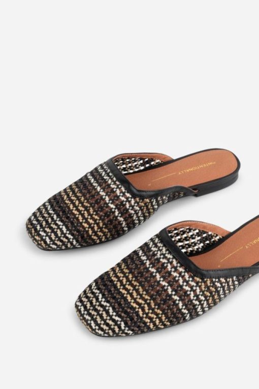 Rivermeadowrobes.shopd0244e67b0 6