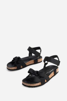 Rivermeadowrobes.shopd5119c19b8 1