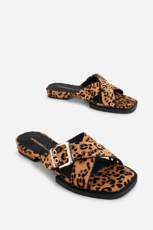 Rivermeadowrobes.shopd554b445bd 1