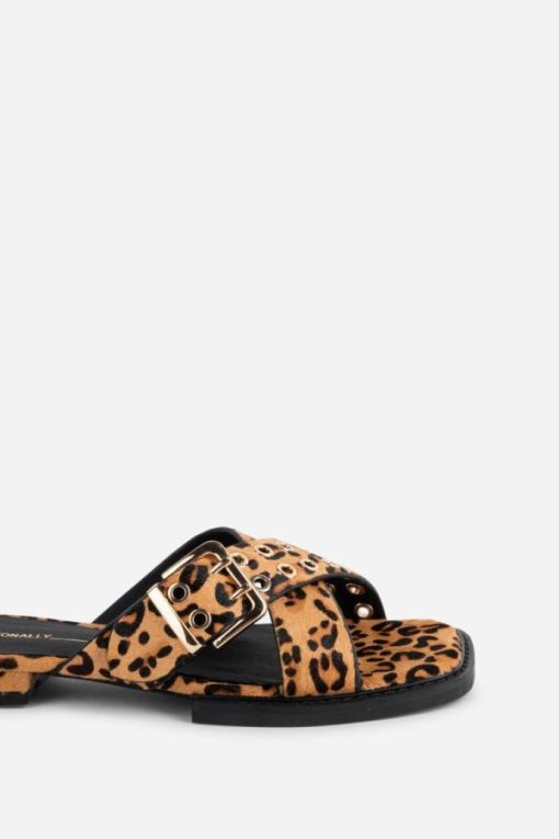 Rivermeadowrobes.shopd554b445bd 4