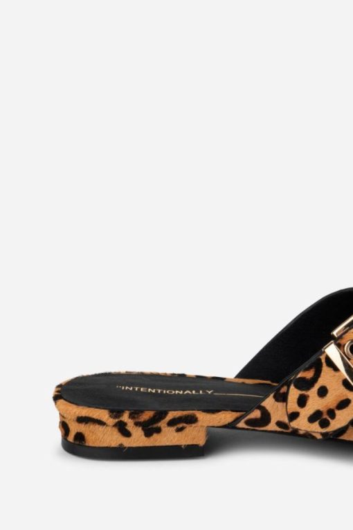 Rivermeadowrobes.shopd554b445bd 5
