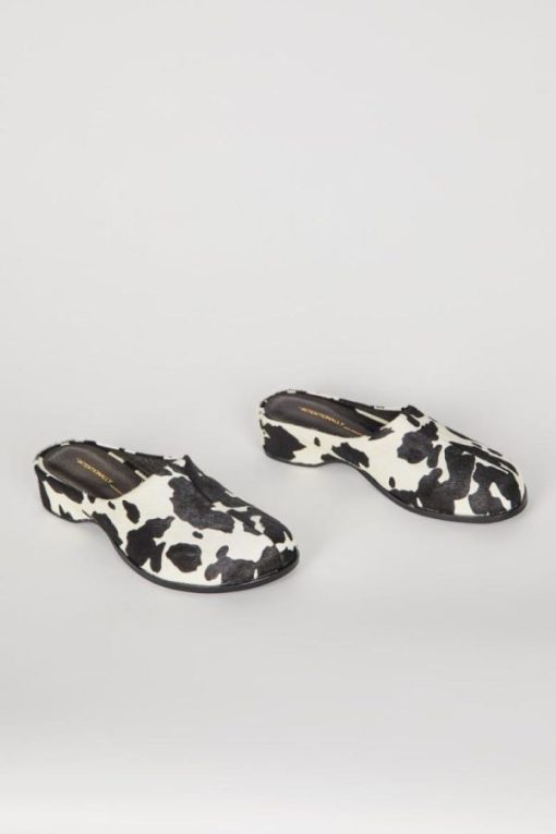 Rivermeadowrobes.shopd89f2a4390 1