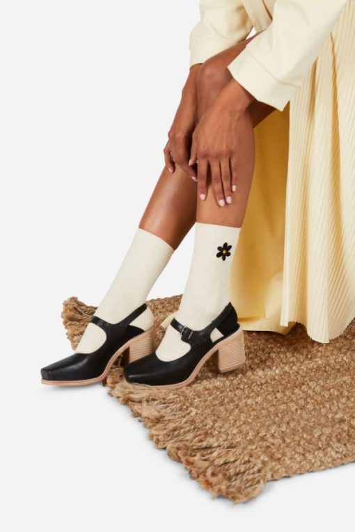 Rivermeadowrobes.shopeb6772a492 1