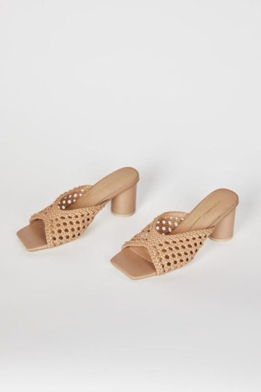 Rivermeadowrobes.shopf9ec637ad2 10