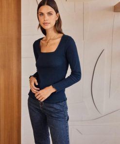 Rivermeadowrobes.shop00bf403f69 1