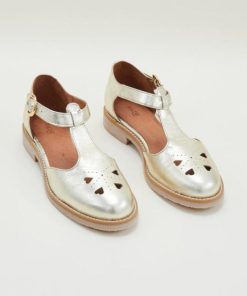 Rivermeadowrobes.shop0c2c5adf1e 3