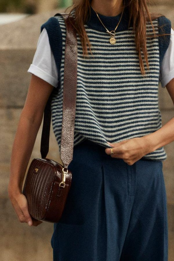 Rivermeadowrobes.shop0c87dfab9b 1