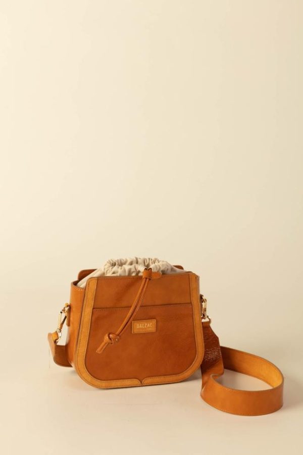 Rivermeadowrobes.shop0d9e3795a7 2