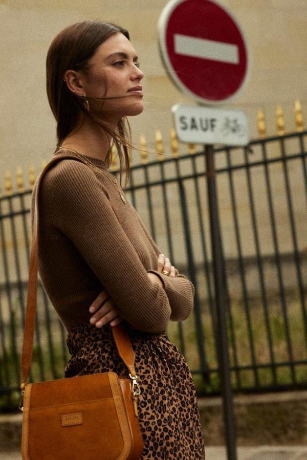 Rivermeadowrobes.shop0d9e3795a7 3