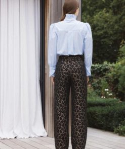 Rivermeadowrobes.shop0eab21fce2 5