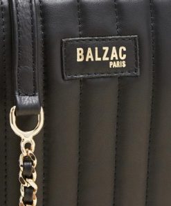 Rivermeadowrobes.shop3110fba02f 3