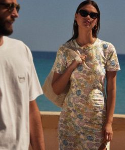 Rivermeadowrobes.shop39241c43f4 4