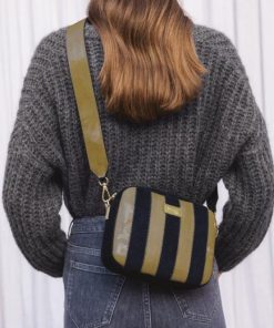 Rivermeadowrobes.shop3f712e3460 3