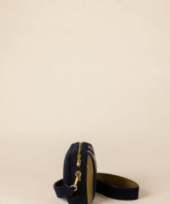 Rivermeadowrobes.shop3f712e3460 5