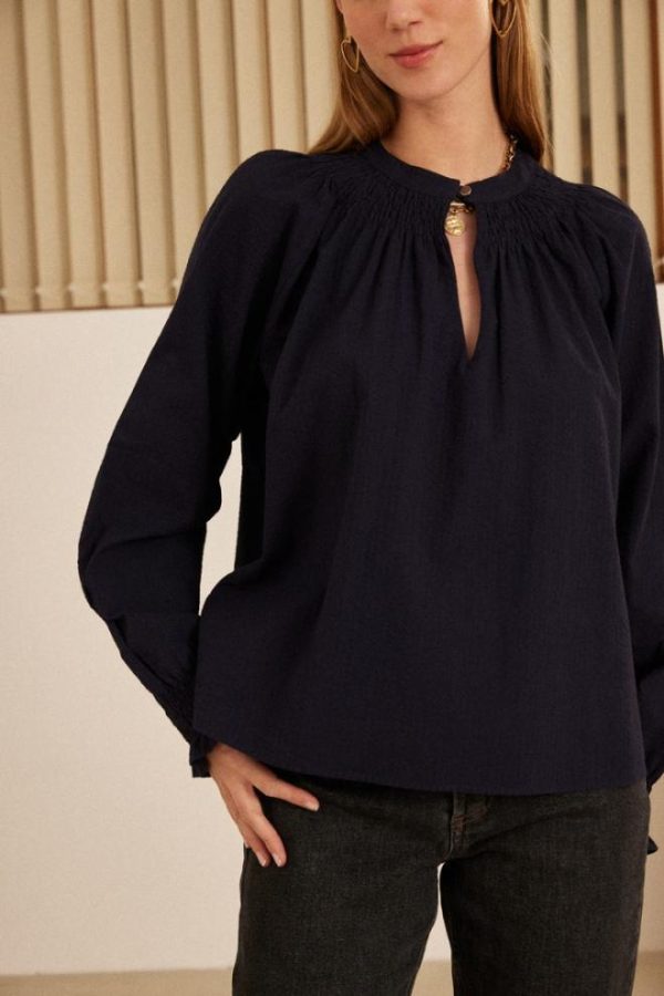 Rivermeadowrobes.shop437e62c2eb 2