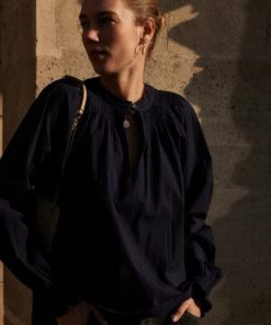 Rivermeadowrobes.shop437e62c2eb 4