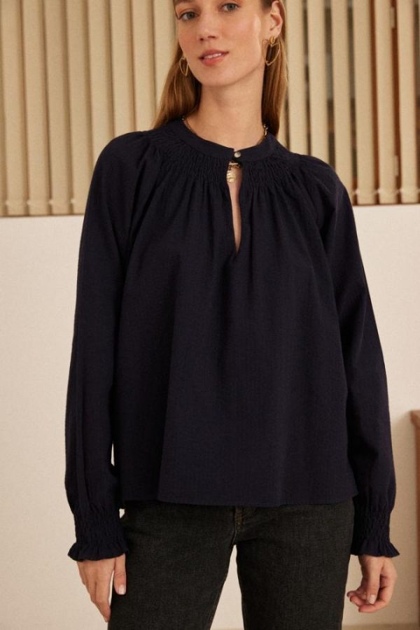 Rivermeadowrobes.shop437e62c2eb 5