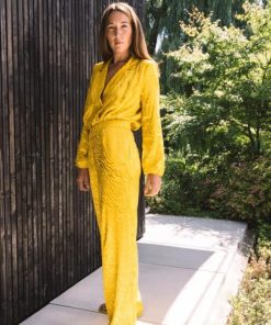 Rivermeadowrobes.shop44c0698ffb 3