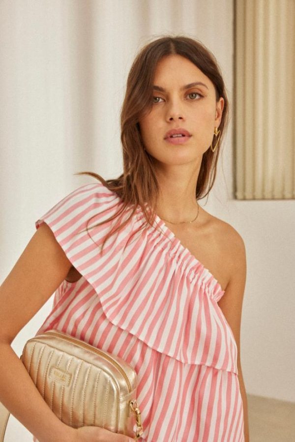 Rivermeadowrobes.shop52f6b730dd 4