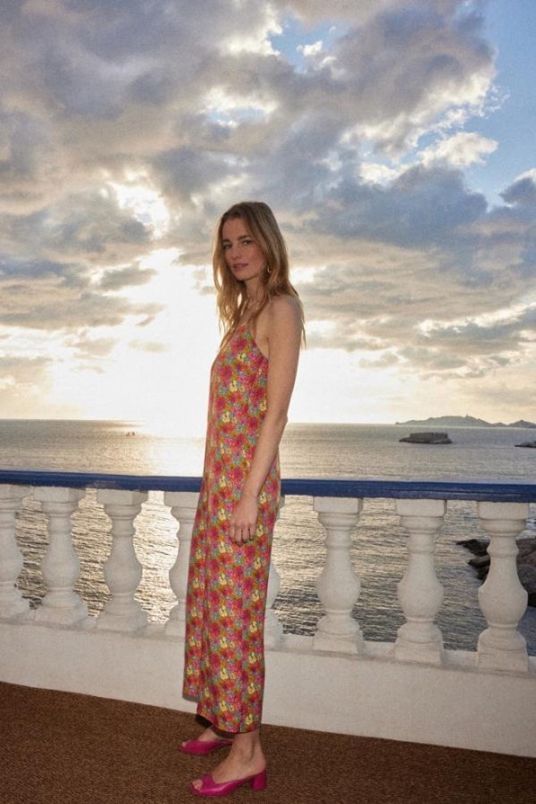 Rivermeadowrobes.shop54d3305e55 1