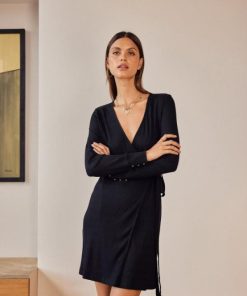 Rivermeadowrobes.shop578398c122 1