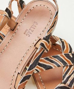 Rivermeadowrobes.shop5a1e856682 4