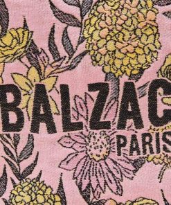 Rivermeadowrobes.shop5a86393cbd 4