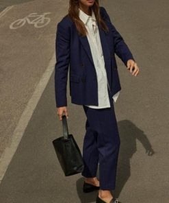 Rivermeadowrobes.shop5c874b8de7 1